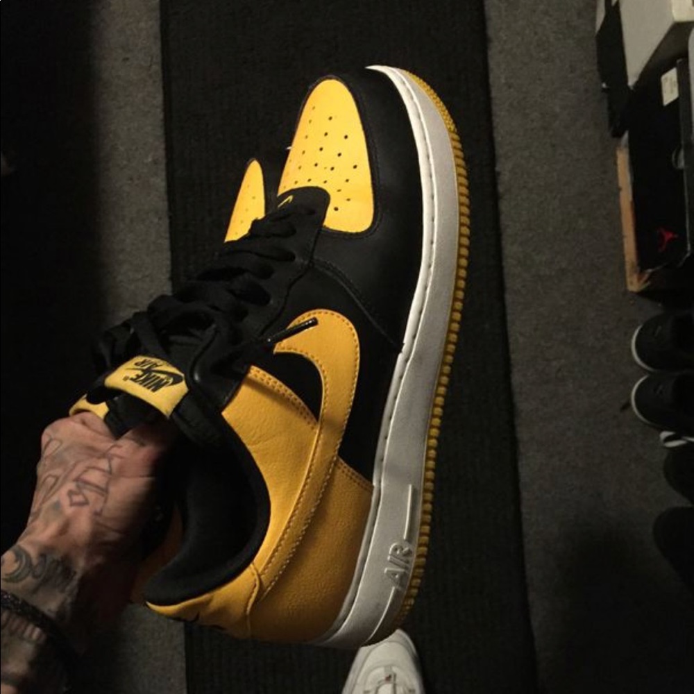 Nike Air Force 1